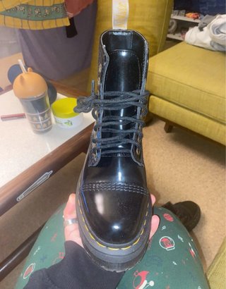 Botas Dr. Martens negras charol