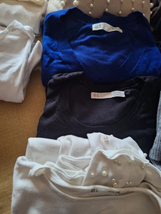 Lote 20 prendas de ropa. URGE VENTA, ACEPTO OFERTA