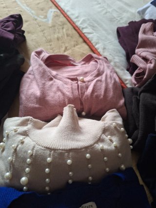Lote 20 prendas de ropa. URGE VENTA, ACEPTO OFERTA