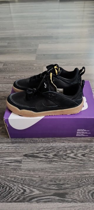 Zapatillas Nike SB Negras Marrones