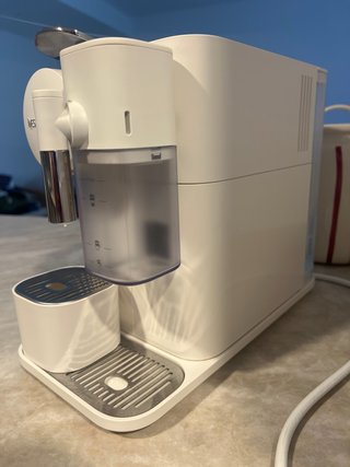 Cafetera Nespresso Blanca
