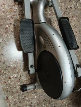 Bicicleta elíptica Doymos V630