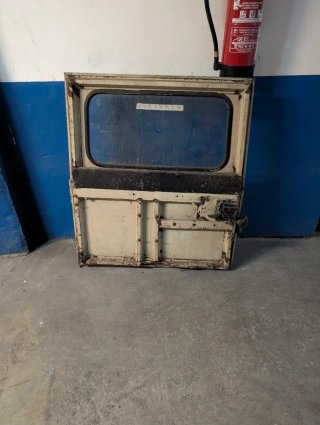 Puerta trasera Land Rover Serie III