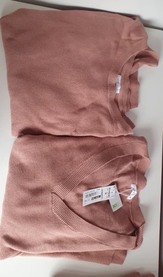 Lote cuatro jerséis mujer rosa y rosa palo oscuro.