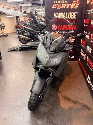 Yamaha XMAX 300 TECH KAMO