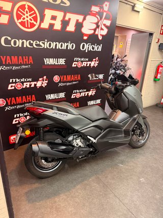 Yamaha XMAX 300 TECH KAMO