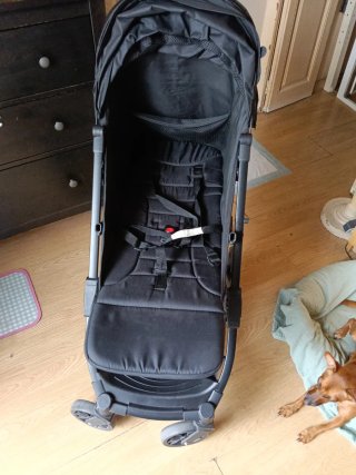 Se regala Silla de paseo negra, No se puede plegar