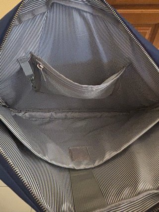 Lenovo V110-15IAP Portátil Negro/Azul + accesorios