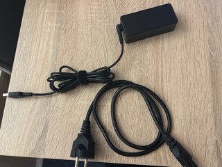 Lenovo V110-15IAP Portátil Negro/Azul + accesorios