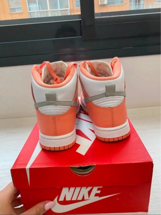 Nike Dunk High Coral y Blanco Originales