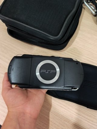 Sony PSP Negra más fundas y juegos