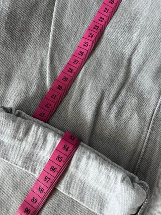 Pantalón vaquero gris Benetton