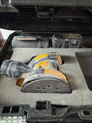 Kit DeWALT XR 18V Taladro Atornillador