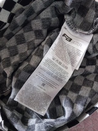 Camiseta cuadros con apertura