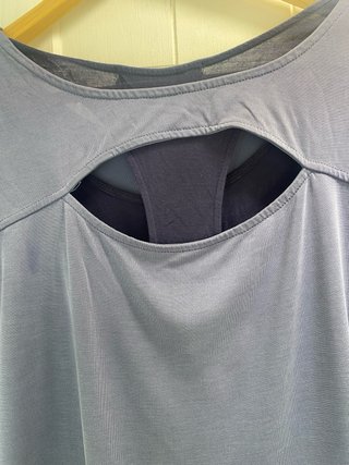 Camiseta Oysho azul yoga