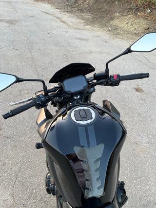 Kawasaki Z900 (A2) Negra y Verde