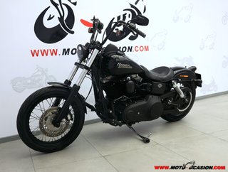 HARLEY-DAVIDSON DYNA STREET BOB