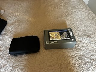 Garmin dēzl LGV1020 10" + Funda + Cristal (5 usos)
