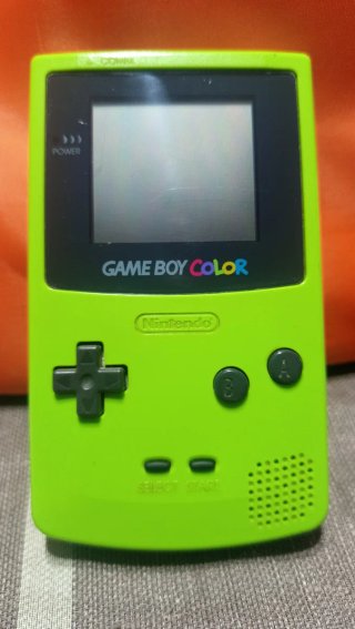 Game Boy Color + 10 Juegos