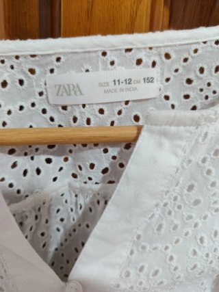 Camiseta Zara bordada blanca XS