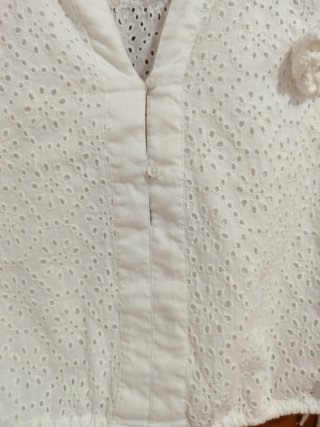 Camiseta Zara bordada blanca XS