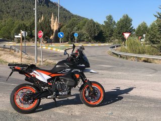 Escape IxRace 890 Adventure SMT