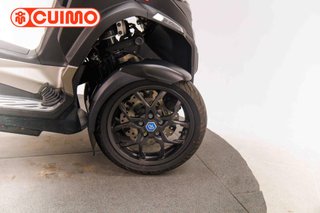 PIAGGIO MP3 530 HPE EXCLUSIVE