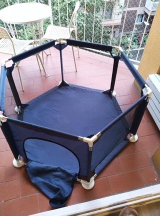 Parque infantil/corral hexagonal