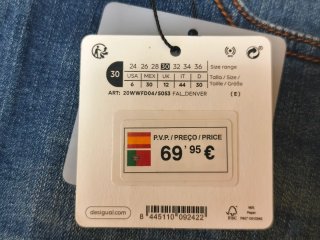 Falda vaquera Desigual mini bordada