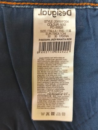 Falda vaquera Desigual mini bordada