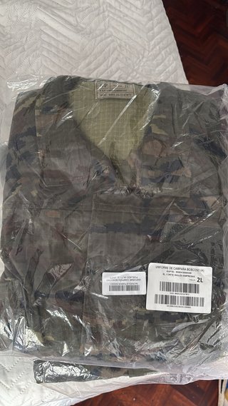 Uniforme de campaña boscoso (H) Talla 2L