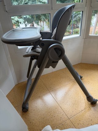 Trona Chicco Polly Magic Relax con ruedas