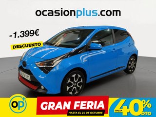 Toyota Aygo 1.0 70 x-play 53 kW (72 CV)