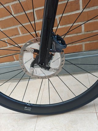 BMC Roadmachine 01 Four Talla 58