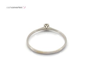 sortija oro 18k con piedra con diamante