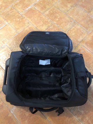 Trolley Oakley Negro
