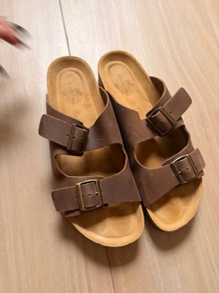 Chanclas Walkeflex Marrones Talla 44 como nuevas.