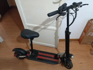 Patinete Eléctrico con Asiento