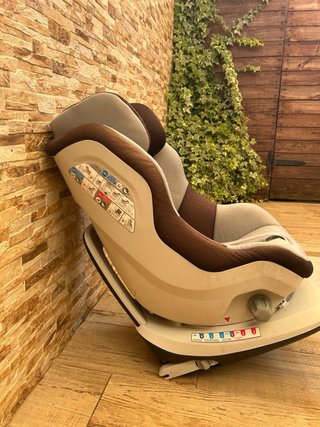 Silla de coche giratoria