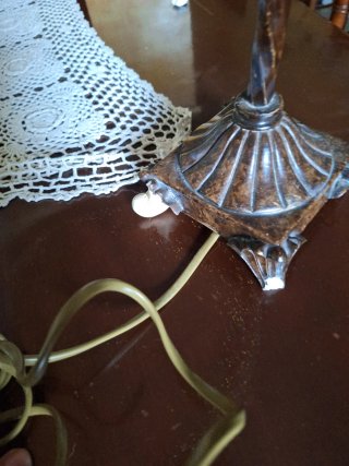 Lámpara de mesa decorativa