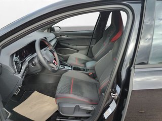 Volkswagen Golf 2024