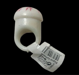 Anillo luminoso de silicona suave.