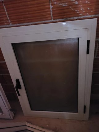 Ventana 68x98