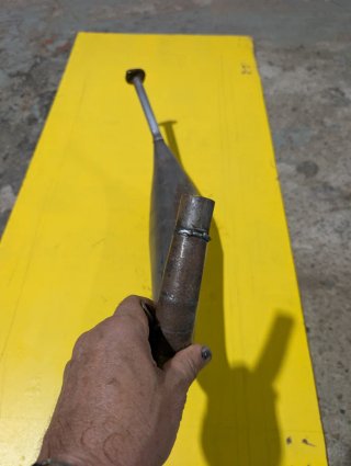 Tubo de escape AM6
