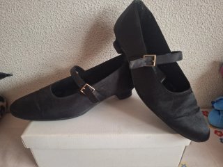 Zapatos de fallera negros