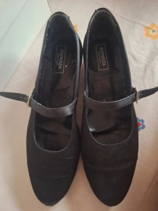 Zapatos de fallera negros