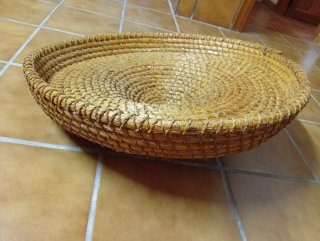 Capacho o cofín de esparto tradicional