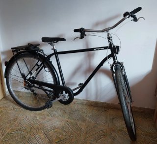 Bicicleta de ciudad B'Twin negra