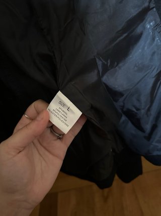 Abrigo lana negro con cadenas Talla L nuevo