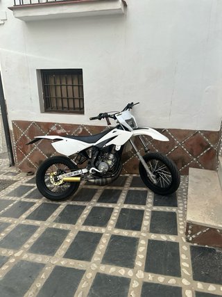 Llantas SM Pars Beta RRT